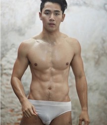 A bit of a bulge 5ab675a5e5cba.jpg