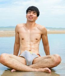 A Bit of a Bulge 5ac8db71f03cc.jpg