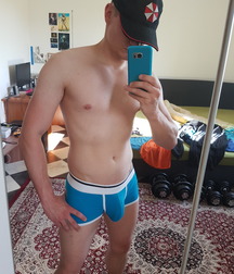 Undergear 5acf8a3b25934.jpg