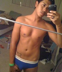Boy Bumps 5bd48790b7aee.jpg