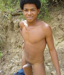 Latin Lads 5bf6c6d626837.jpg