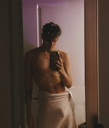 Boy Bulges 5cc85ddab35dc.jpg