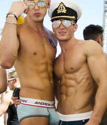 Bulges 5d3727eee1387.jpg