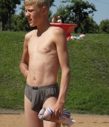 Underthings 5d3db696a037b.jpg