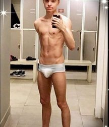 A Bit of a Bulge 5d46ee23a3ad4.jpg
