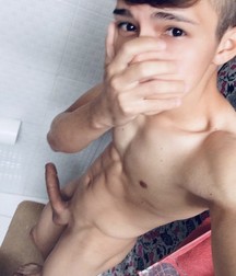 Shaved 2069 5dd2cb2dd309b.jpg