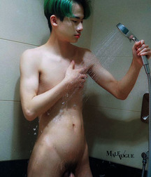 Aha! Asians 5de7ce0f47a35.jpg