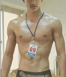 I Love Asians 5dfe386b493af.jpg