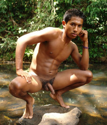 Lottsa Latinos 5e0a1e78361f4.jpg