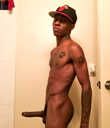 Black and Bare Guys Gay Porn Tube 5eca81b9d58af.jpg