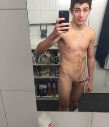 Shaved 2181 Nice Guys Gay Cocks Porn 5ecd289b798d5.jpg