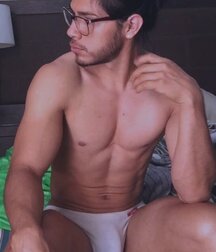 Things Under it All Boys Porn 5f2eb511c5322.jpg
