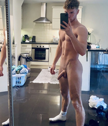 Shaved Cocks Boys Porn 2292 5fba834fb49d7.jpg