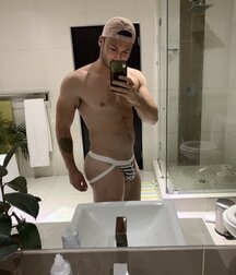It's Under Wraps Twink Porn 5fcf991c75089.jpg