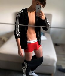 It's Under Wraps Twink Porn 5fcf991e5c607.jpg