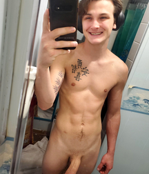 Shaved Cocks Smooth Boys Porn Selfies 2309 5fe4addaddf53.jpg