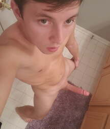 Shaved Cocks Selfies Twink Tube 2252 6065d7b836246.jpg