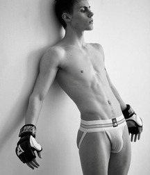 Get 'Em Off! 6106a77991e6f.jpg