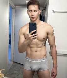 Gay Porn Get 'Em Off! 6165d3d1394d4.jpg