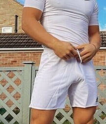 I've Wrapped Your Present  61ba18ffc6da3.jpg