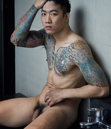 Awesome Asians  61dd9a2560a9a.jpg