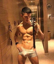 Shapely 62373cbbd7897.jpg