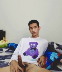 Available Asians  62445e711d0d3.jpg