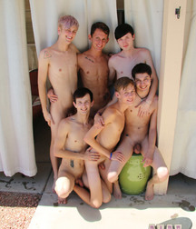 Twinks Bareback Pool Party 582b1f4886ce1.jpg