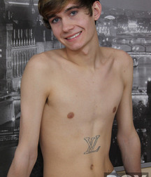 Hot and Horny Twinks 5 582b3f09f072a.jpg