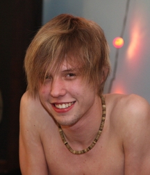 2 Young Hotties Get It On At A Party   582ba7d195bf6.jpg