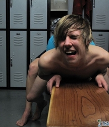 Locker Room Threesome 582bacdc011f9.jpg