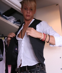 Jay photo set 2  582e279a4cf95.jpg
