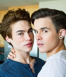 Andy & Greco 58409c7a2d3e1.jpg