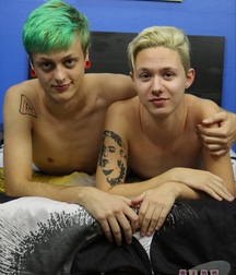 Jason & Seth 58447786d5b26.jpg