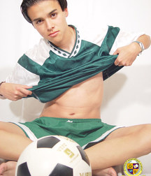 Rafael 58449b37a653f.jpg