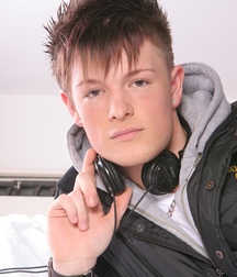 Hot Sexy Boy 5844b53bc2425.jpg