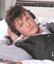 Hot Sexy Boy 5844b56e0493e.jpg