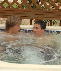 2 Horny Boys In A Hot Tub 5844c237dbbdf.jpg