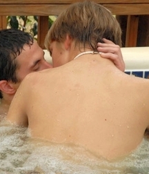 2 Horny Boys In A Hot Tub 5844c26a06331.jpg