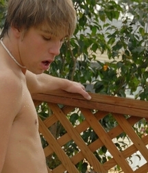 2 Horny Boys In A Hot Tub 5844c2e30b7f9.jpg