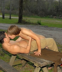 Kyle & His Horny friend 5844d10a22c88.jpg