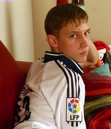 Horny Soccer Boy 5845d90f96f78.jpg