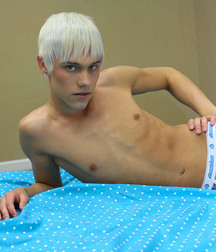Hot Twink Boys 587fc79c70f98.jpg