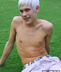 Hot Twink Boys 587fc7d61828a.jpg