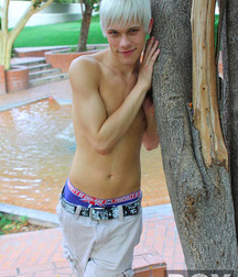 Hot Twink Boys 587fc7dcf230f.jpg