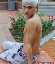 Hot Twink Boys 587fc7de0eb9c.jpg