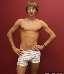 Hot Twink Boys 587fc85cf0136.jpg