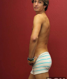 Hot Twink Boys 587fc8615d572.jpg
