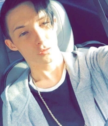 Hot Boys 1 5893a0c05fee5.jpg