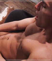 Hot Young Stud 58b602f0cdc3c.jpg